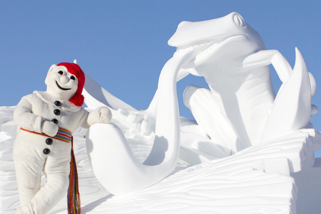 Carnaval De Inverno Da Cidade De Quebec E Competition Do Gelo Cidade   Quebec 0136 Bonhomme Carnaval C Carnaval De Quebec 