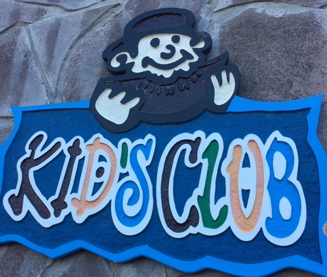 Kids Club sign
