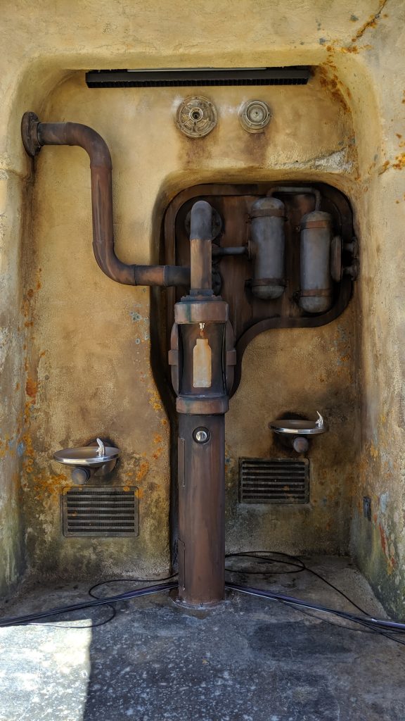 Water fountains at Black Spire Outpost on Batuu.