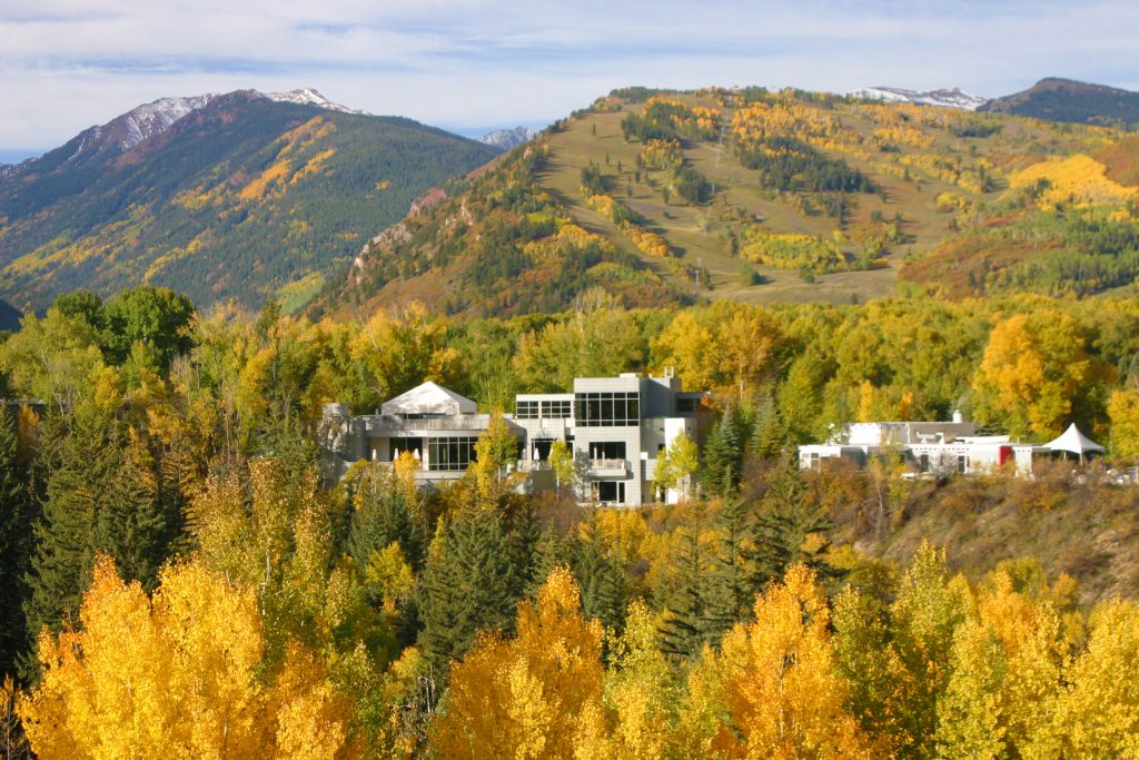 fall foliage in the mountains