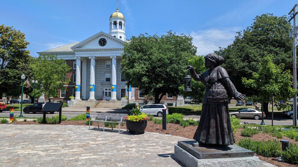 Harriet Tubman in the Finger Lakes statue is at the NY State Equal Rights Heritage Center and across from the Auburn Courthouse.