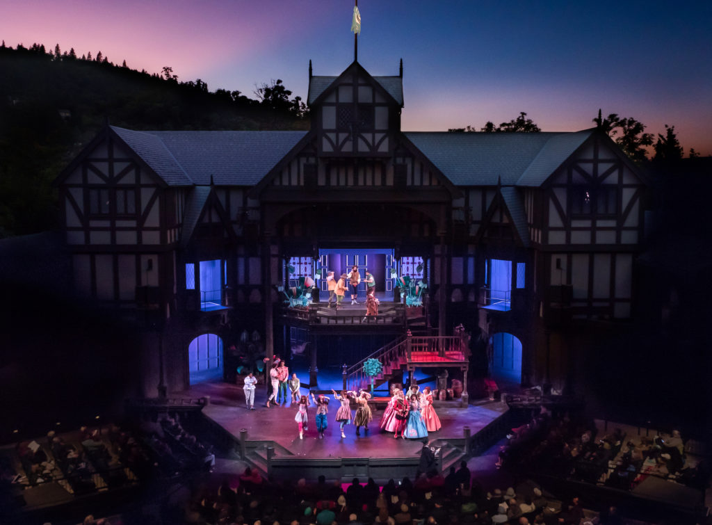 Outdoor evening staging of "The Merry Wives of Windsor" at the Allen Elizabethan Theatre, Oregon Shakespeare Festival. Photo c. Travel Southern Oregon (2017)