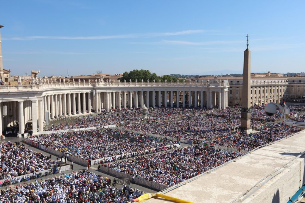 The faithful gather at St. Peter’s Square in Rome to be blessed by the Pope during the Jubilee Holy Year. 