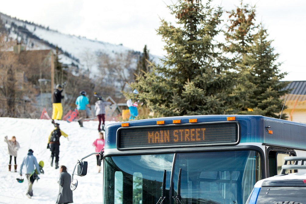 Bus brings skiers and snowboarders to the slopes in Park City, Utah. Photo c. Visit Park City.