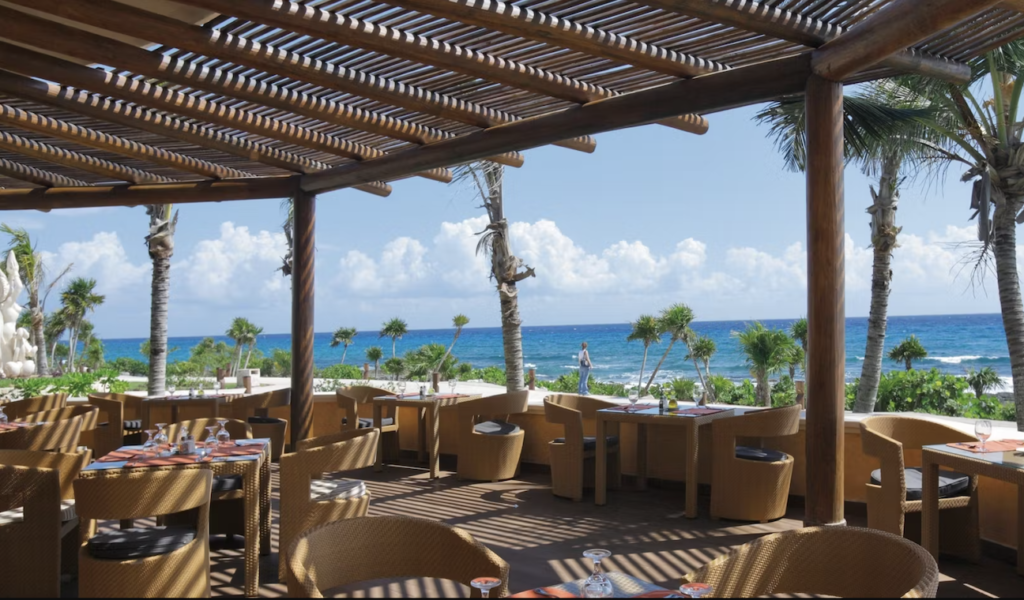 Dine indoors or out at the all-inclusive Barcelo resorts on Riviera Maya. Photo c. Barcelo 