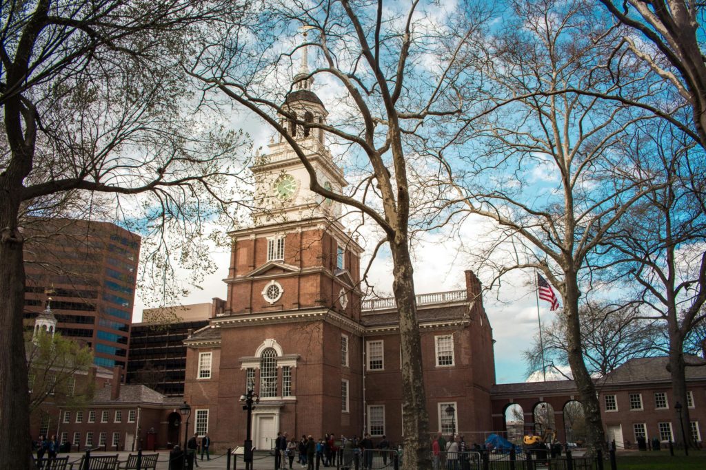 Travelers love to see Independence Hall in Philadelphia, site of ratification of the U.S. Constitution on July 4, 1776. Photo c.Lavdrim Mustafi for pexels.