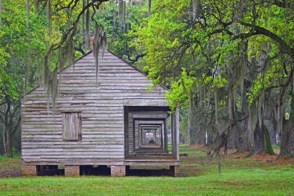 One of the plantation cabins at Evergreen, seen on a Louisiana plantation tour. Photo c. Evergreen