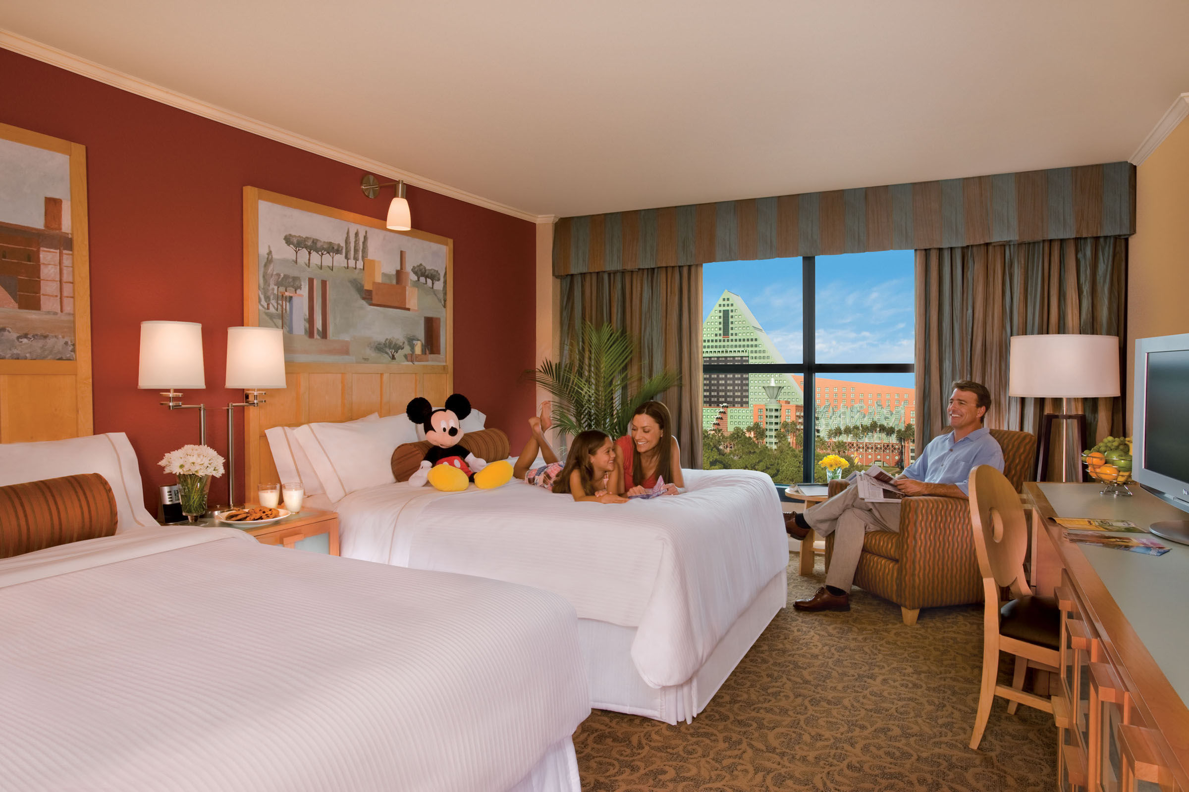 The Starwood Swan And Dolphin Hotel At Walt Disney World