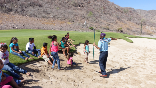 Children's golf lessons are part of the Villa del Palmar's family activities schedule.