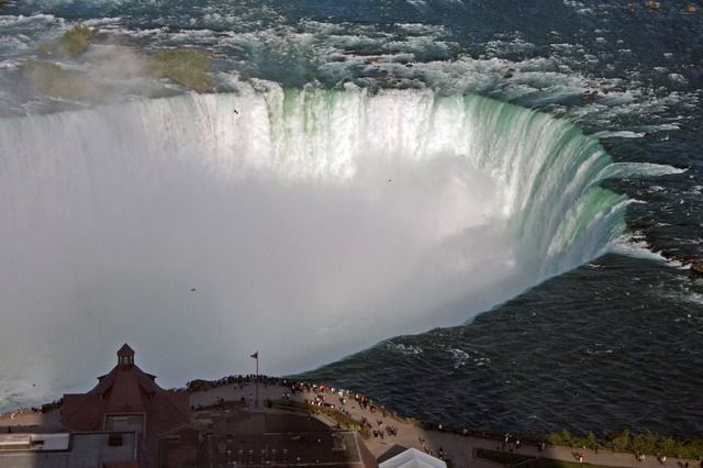 Horseshoe Falls