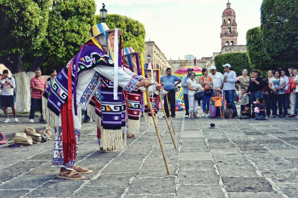 Costume folk dancers perform on the plaza of Puerto Vallarta, one of the most charming towns on the Mexican coast. Photo by Gesel for pexels.