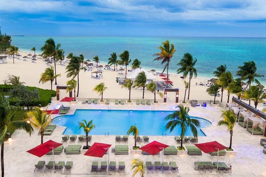 Aerial view of the waterfront pool at Viva Fortuna Beach. Photo c. Viva Wyndham