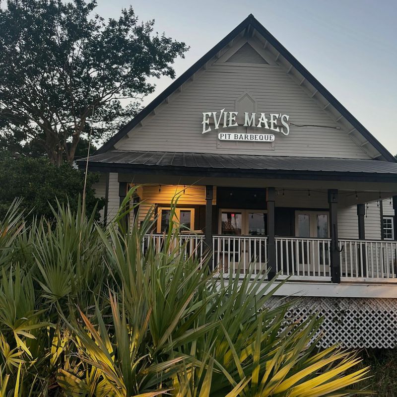 Evie Mae's Pit Barbecue – Wolfforth