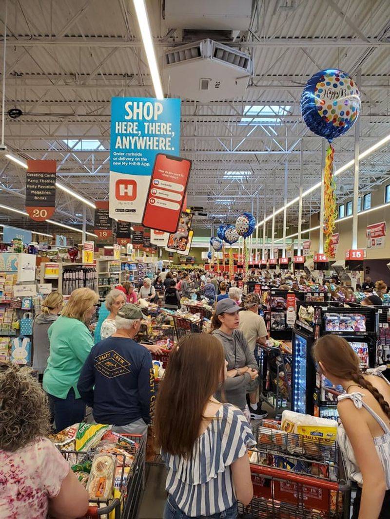 H-E-B: The Texas Giant With Growing Pains