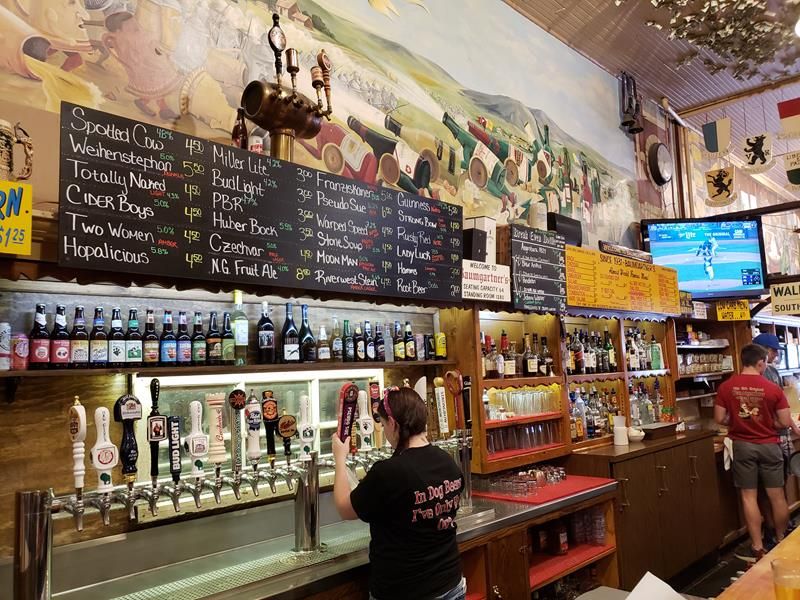 Baumgartner’s Cheese Store and Tavern in Monroe