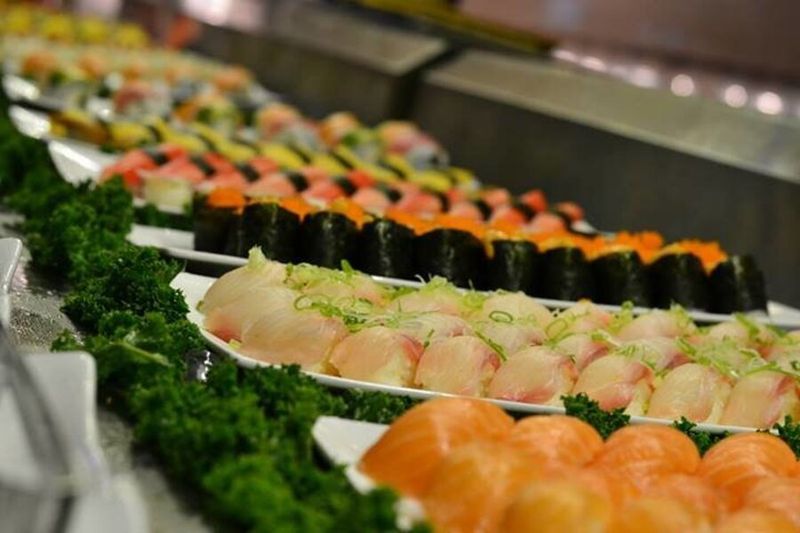 Vegas Seafood Buffet (Glendale & Torrance)