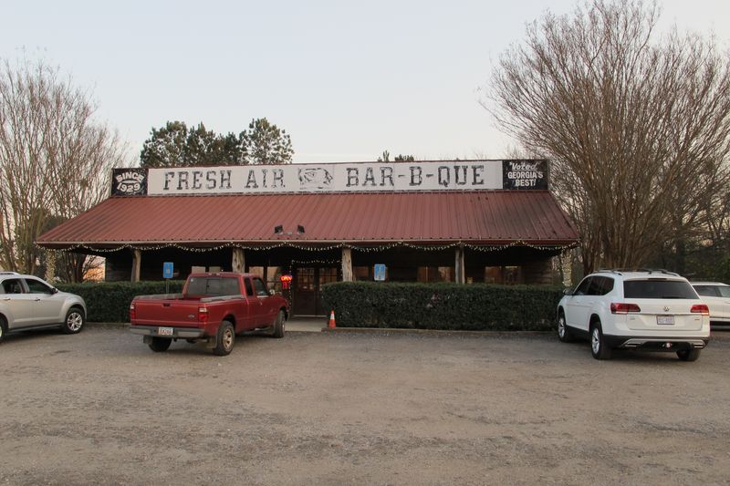 Fresh Air Bar-B-Que (Jackson and Macon)