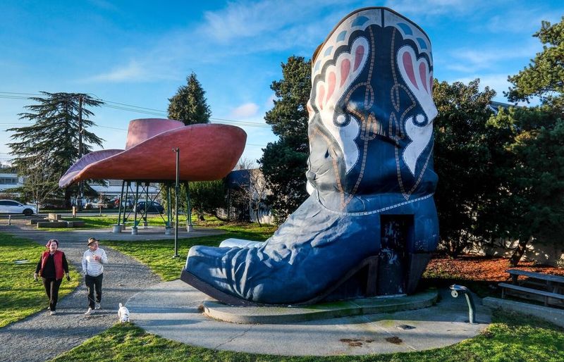 Hat ‘n’ Boots (Seattle)