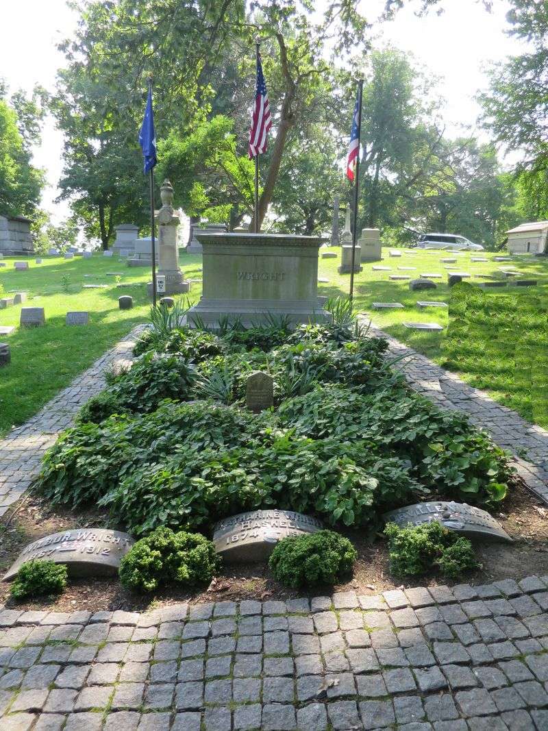 Woodland Cemetery: Dayton's Celebrity-Filled Hill