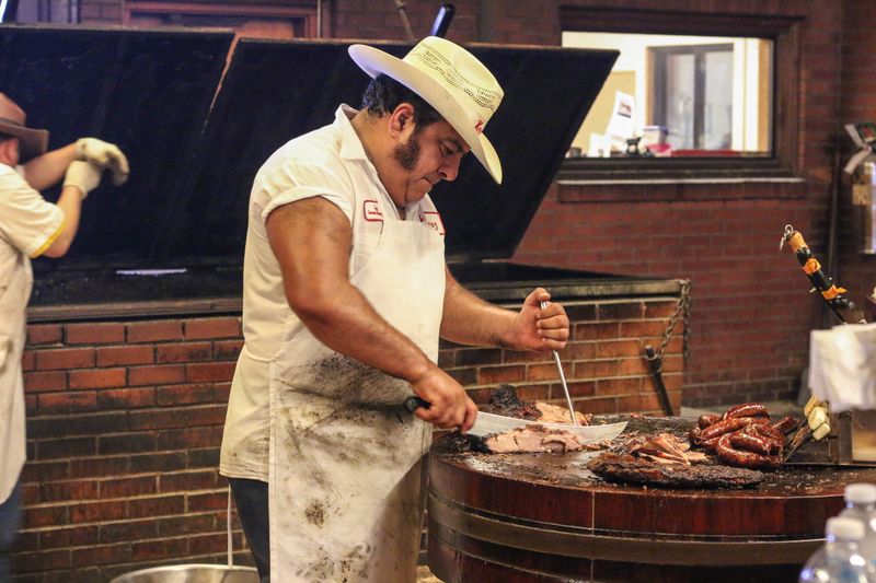 Roy Perez: The Knife Master of Lockhart