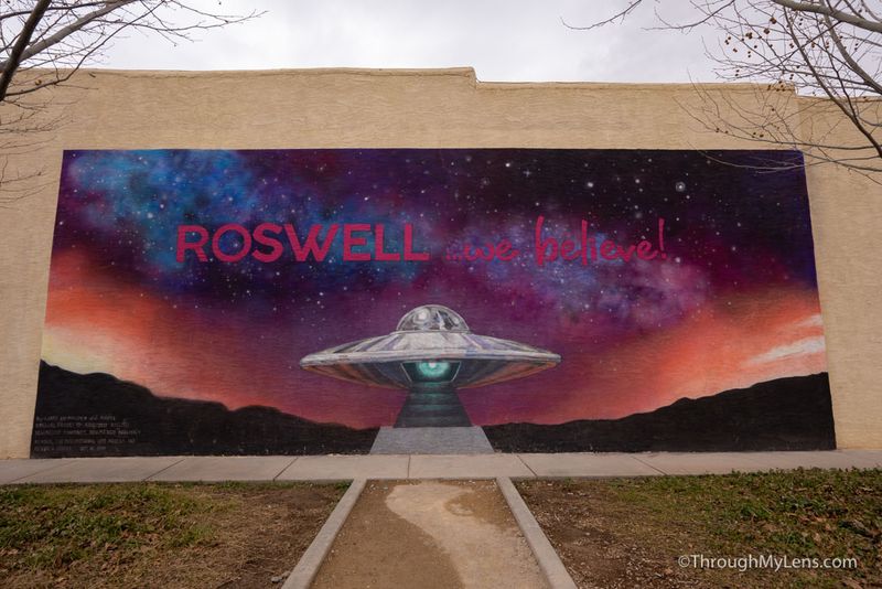Roswell With Bright Murals and Quirky Alien Motifs