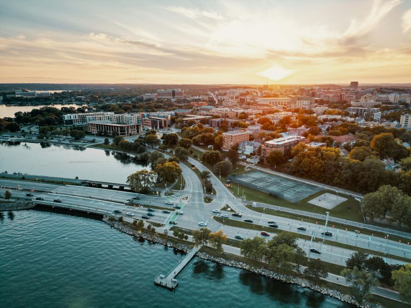 Madison, Wisconsin: Isthmus of Parks