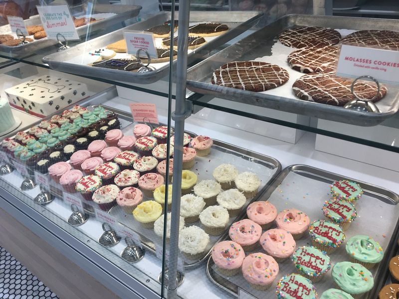 SusieCakes (Multiple Locations)