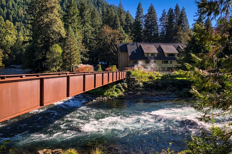 Belknap Hot Springs