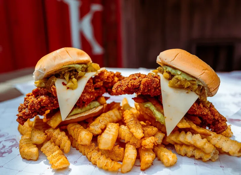 Royals Hot Chicken (Louisville)