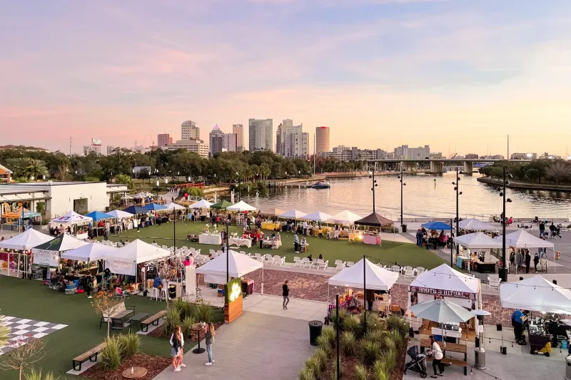 Tampa Holiday Makers Market