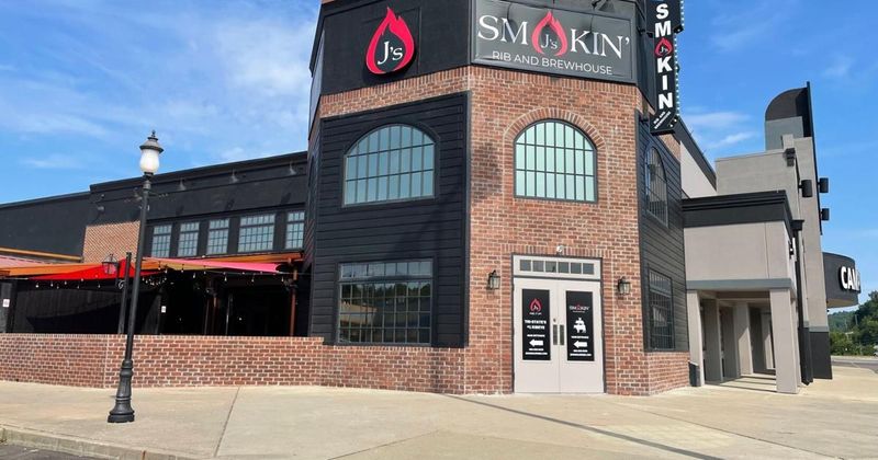 Smokin' J's Rib & Brewhouse – Ashland, KY