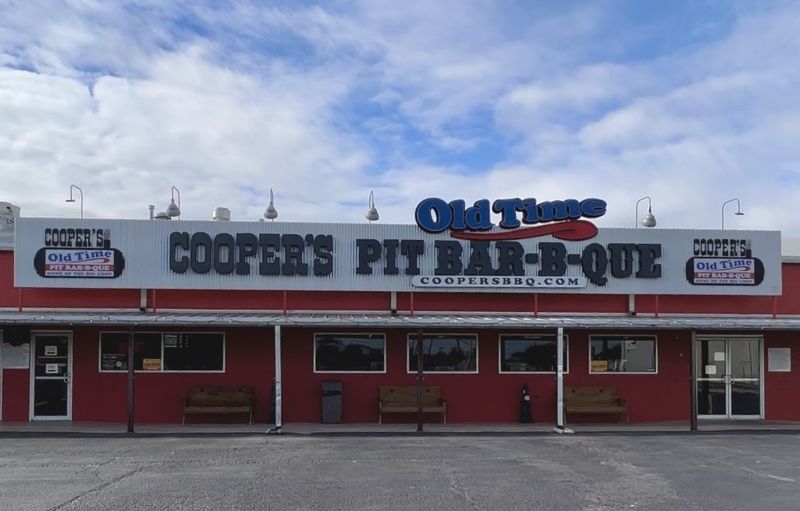 Cooper’s Old Time Pit Bar B Q