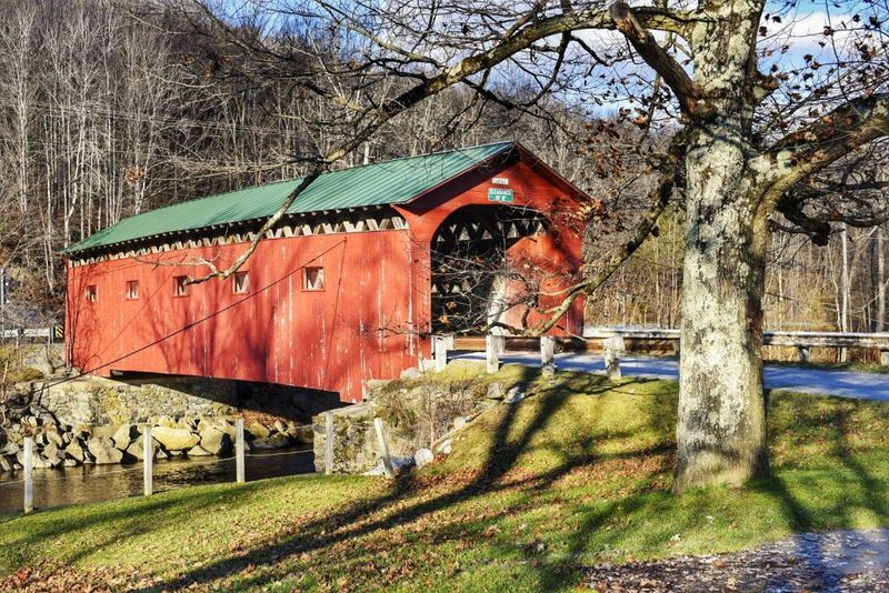 Arlington Green Covered Bridge: The Postcard Perfect Span