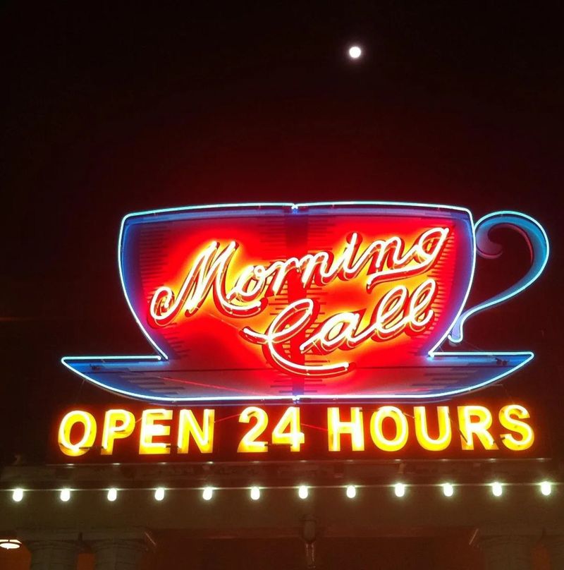 Morning Call Coffee Stand: A Local's Favorite