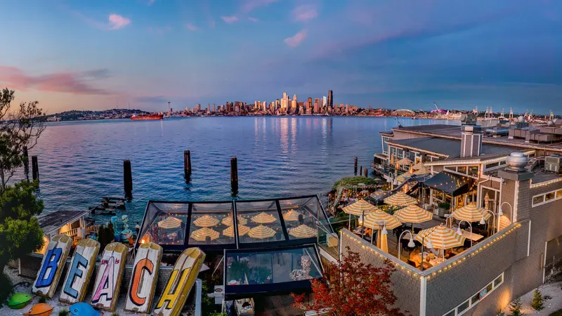 Salty’s on Alki Beach, Seattle