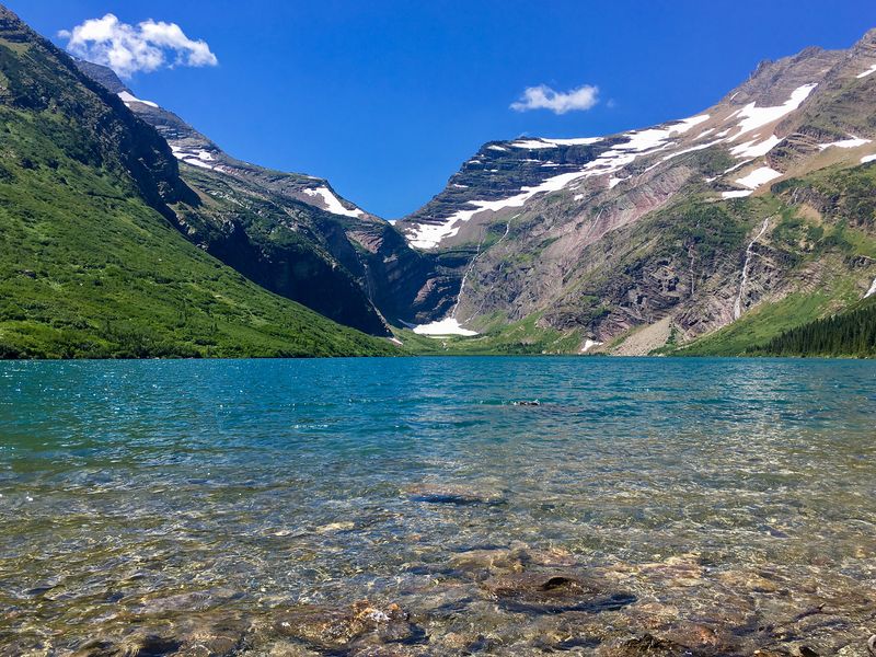 Gunsight Lake: Where Solitude Meets Spectacle