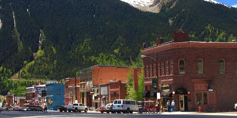 Silverton's Wild West Isolation