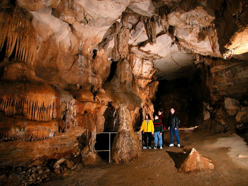 Outlaw Cave's Wild West Underground History