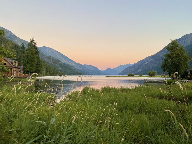 Lake Chelan (Central Washington)