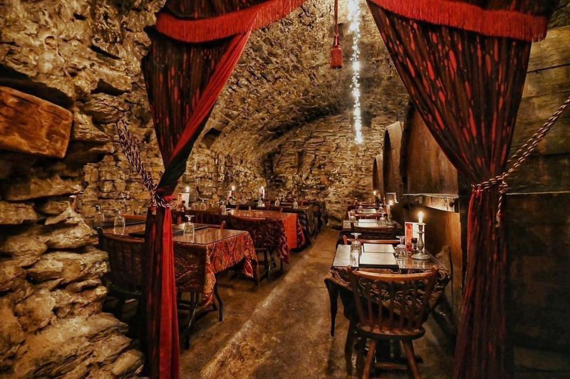 The Catacombs – Mount Joy