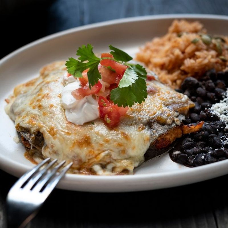 Chimayó: Local Chile and Traditional Recipes