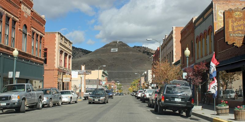 Salida's Artsy River Vibes