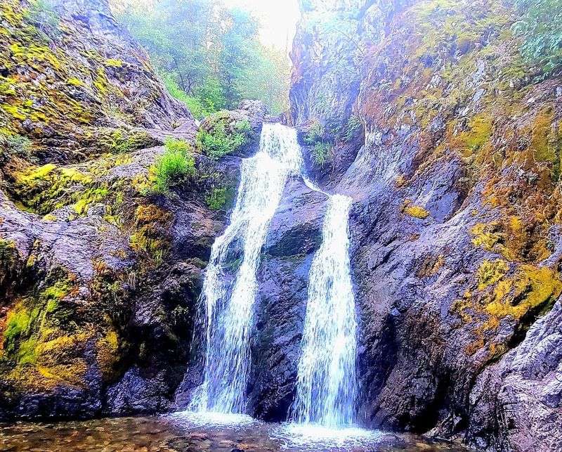 Faery Falls (Shasta-Trinity National Forest)