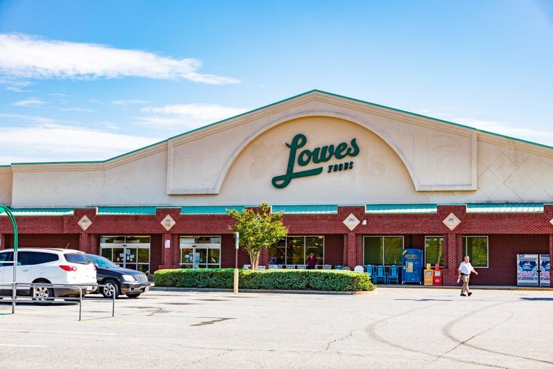 Just $ave: Lowes Foods' Budget-Conscious Cousin