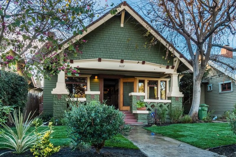 Jefferson Park: Historic Homes Without The Tour Buses
