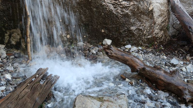 Cathedral Rock Waterfall – Mount Charleston