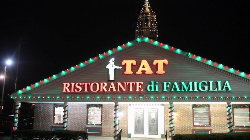 TAT Ristorante di Famiglia: Old-World Pizza Perfection