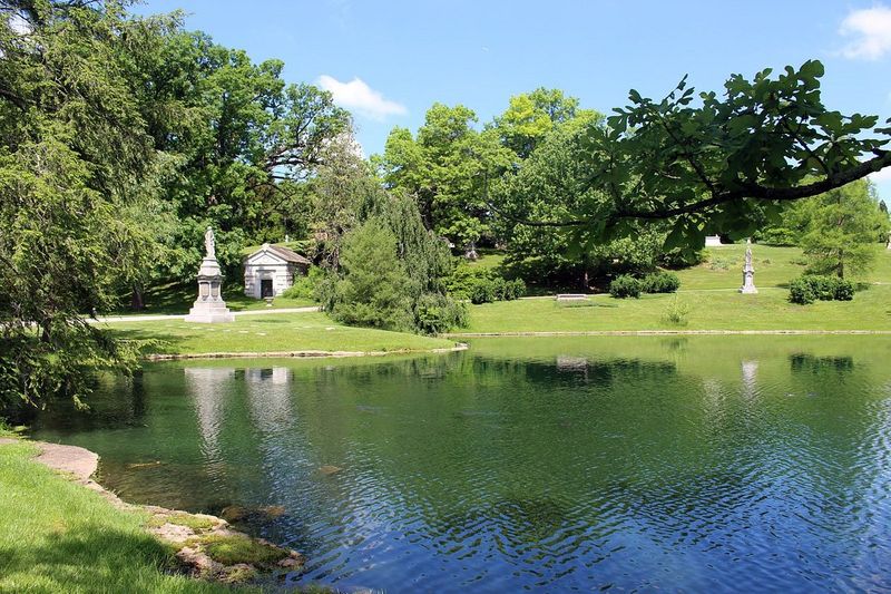 Spring Grove Cemetery: Cincinnati's Garden of Graves