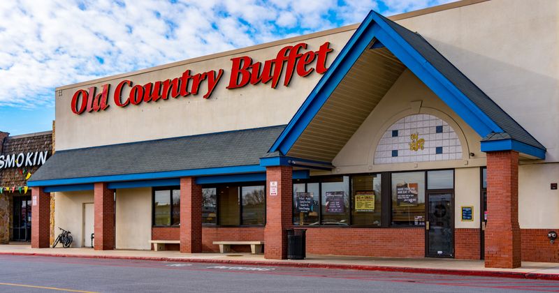 Generic Chains like Hometown Buffet / Old Country Buffet / Ryan's