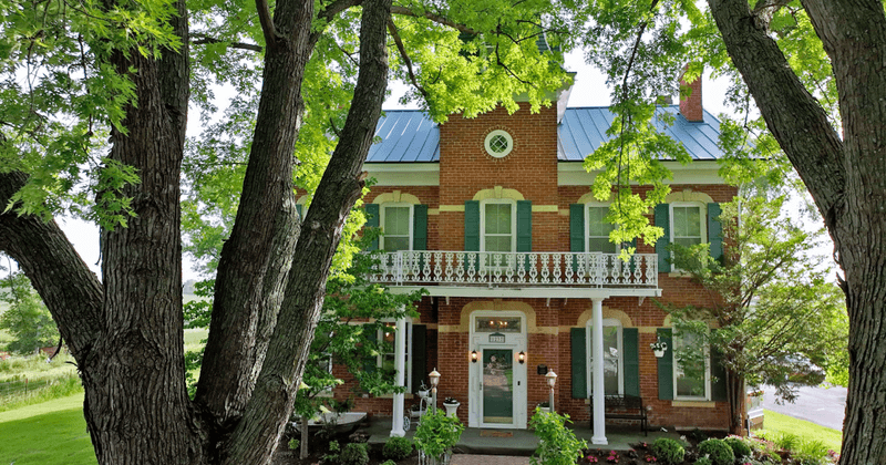Cloran Mansion Bed and Breakfast in Galena